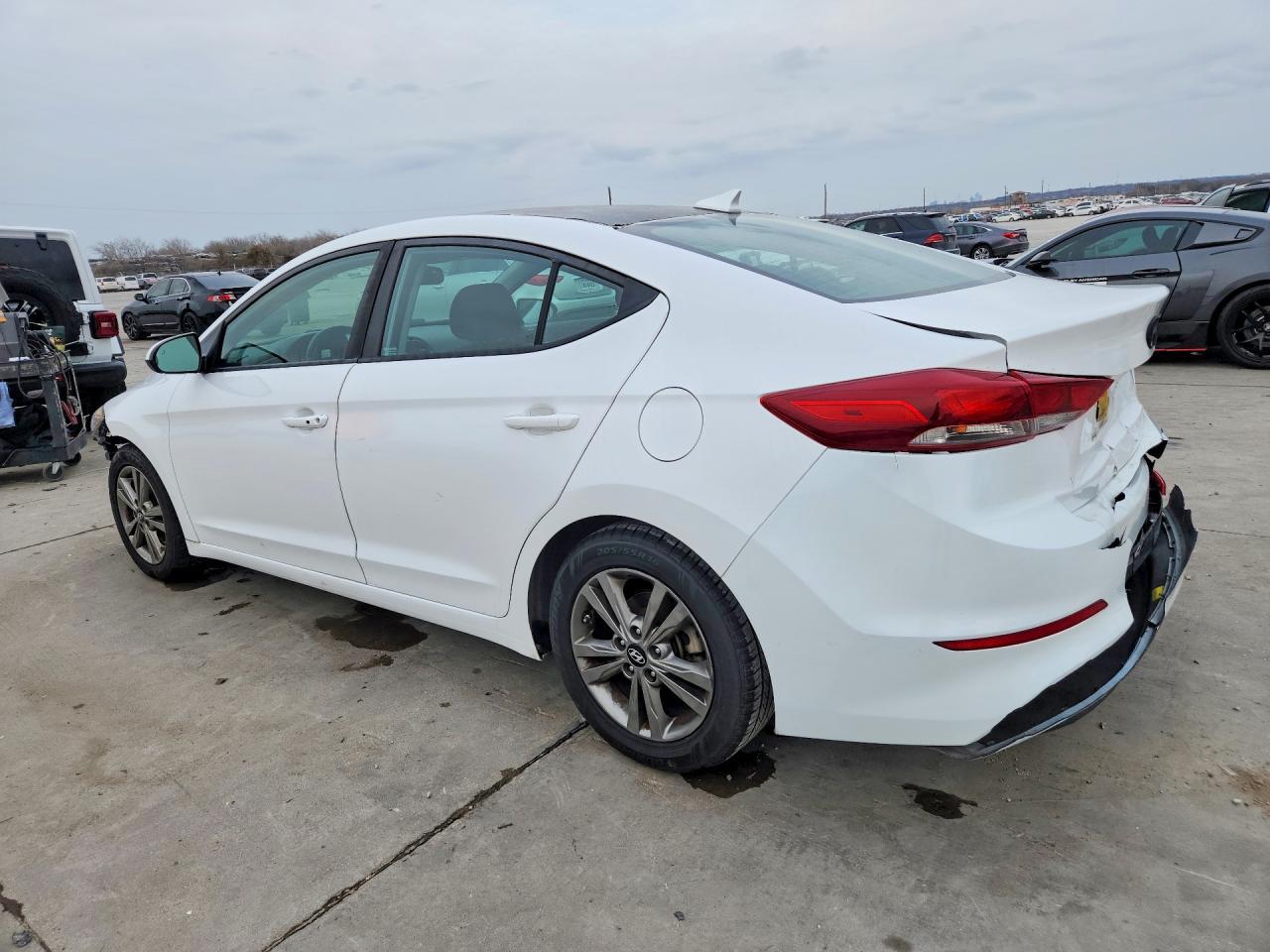2018 Hyundai Elantra Value Edition - Image 2