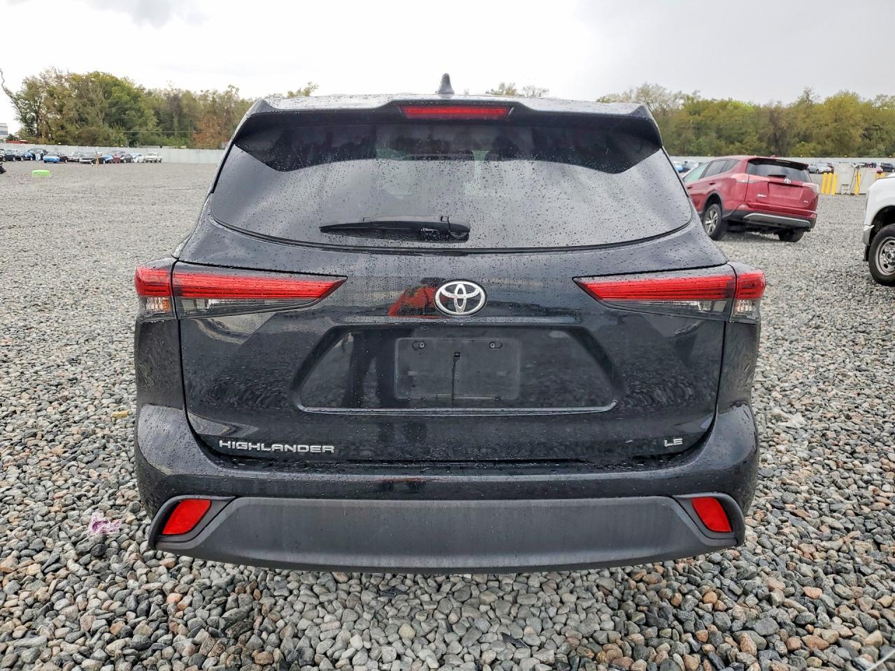 2021 Toyota Highlander Le - Фото 6