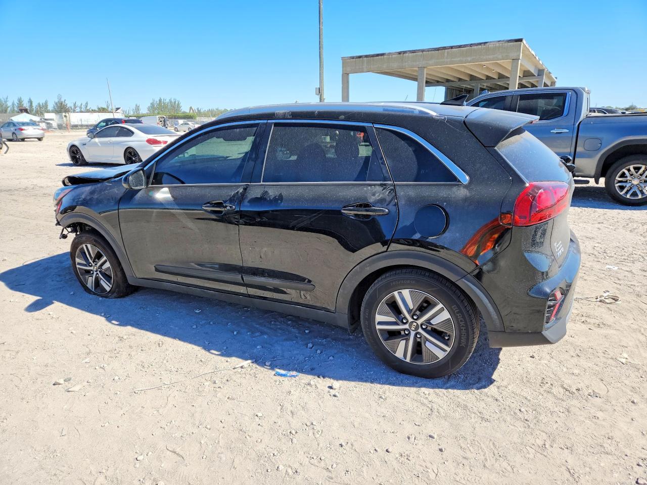2020 Kia Niro Lxs - Фото 2