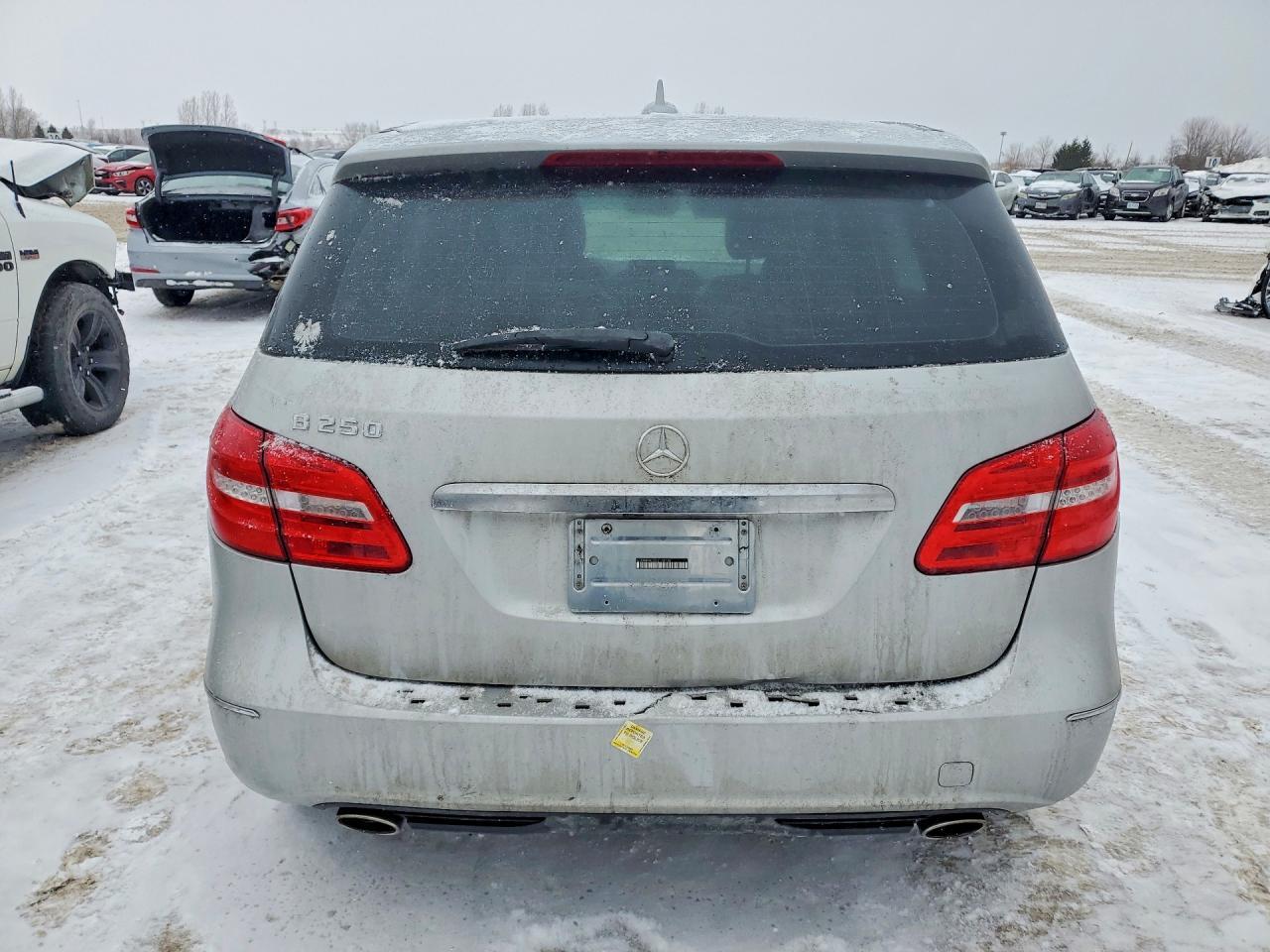2013 Mercedes-Benz B250 - Image 6
