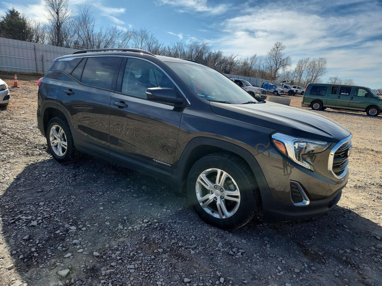 2020 GMC Terrain Sle - Image 4