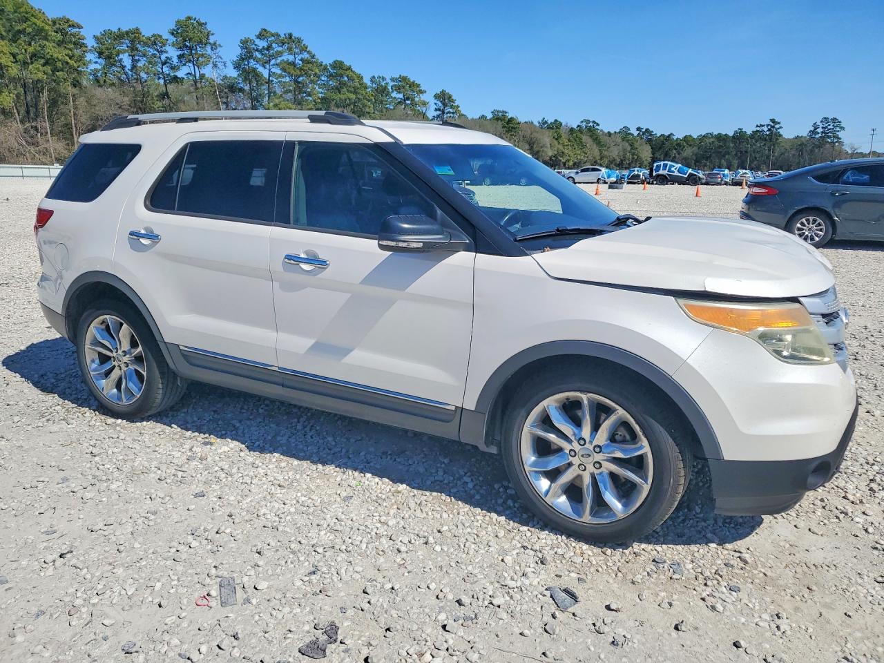 2014 Ford Explorer Xlt - Image 4
