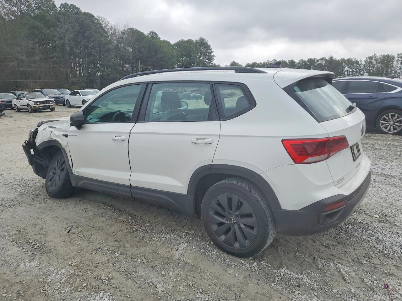 2022 Volkswagen Taos S - Image 2