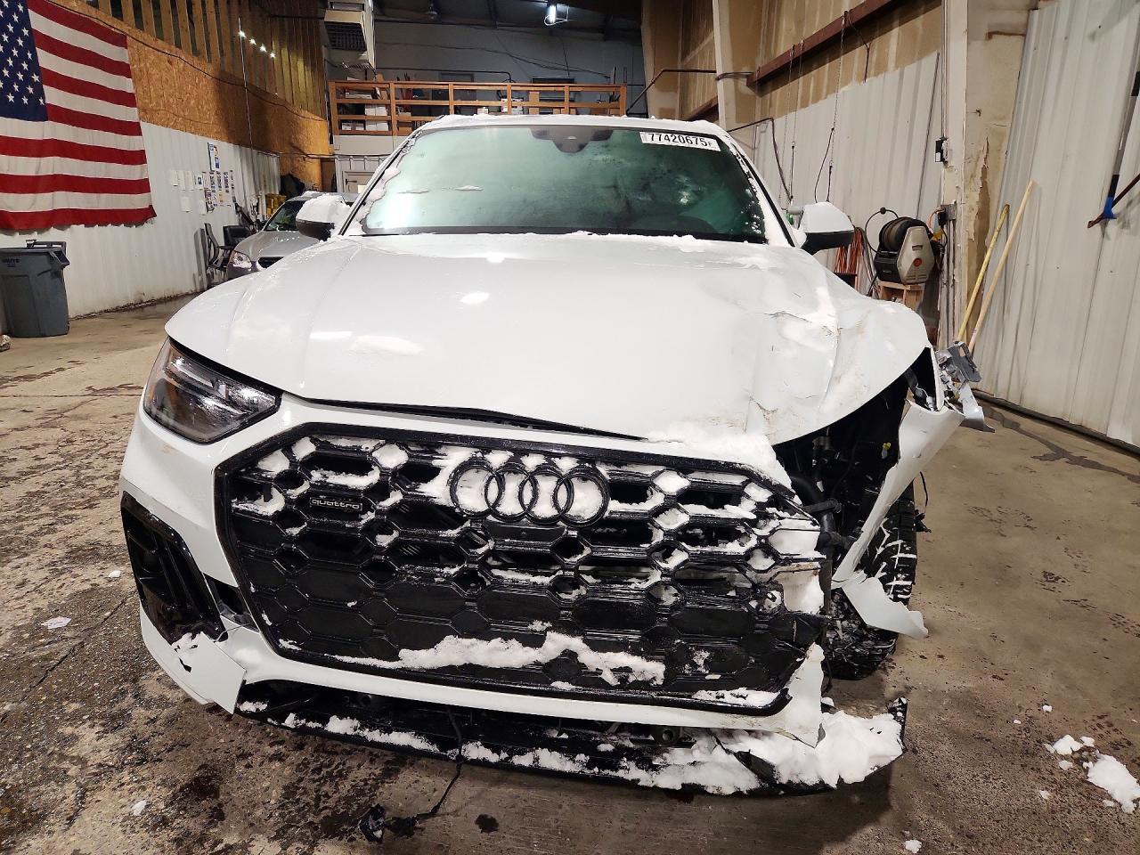 2024 Audi Q5 E Premium Plus 55 - Image 5