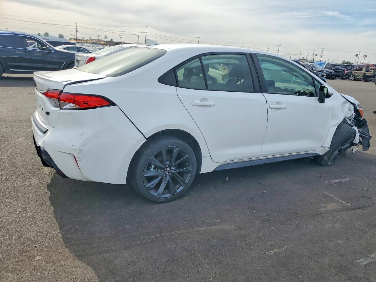2023 Toyota Corolla Se - Image 3