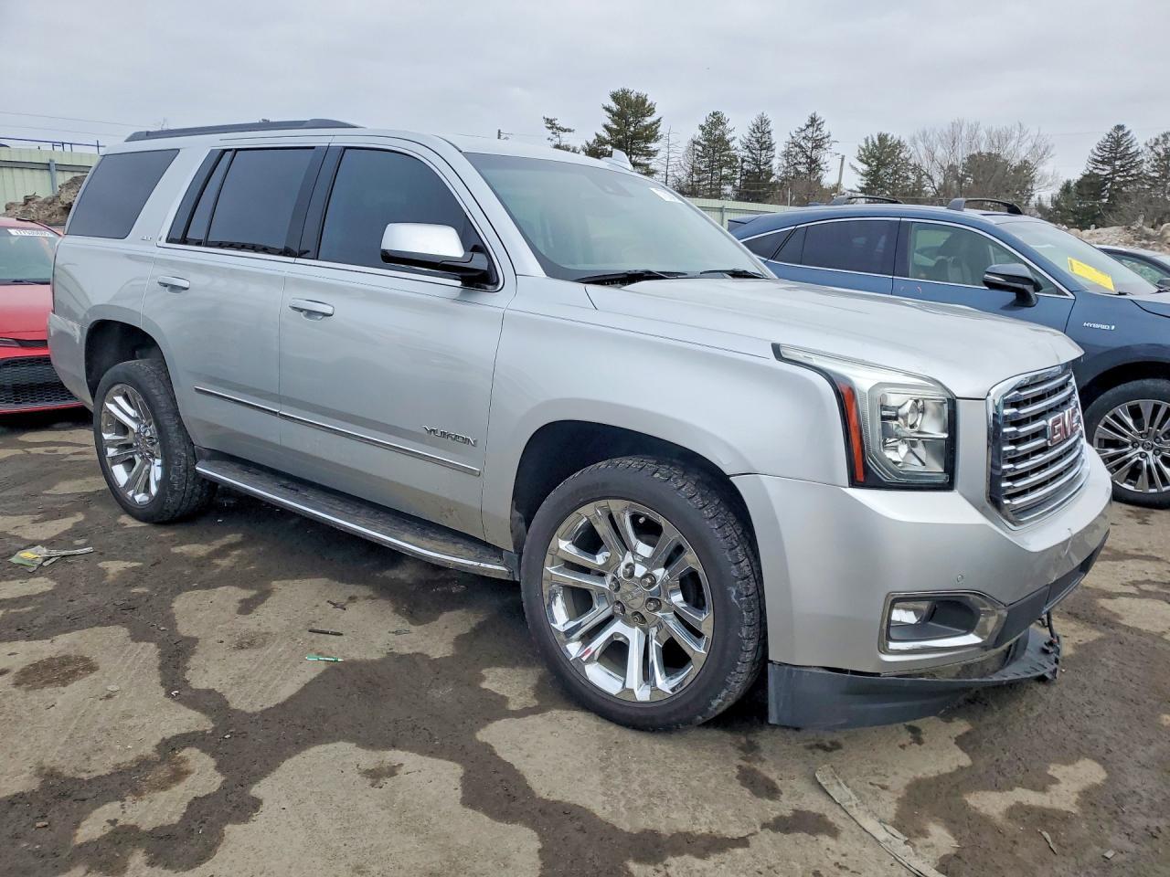 2019 GMC Yukon Slt - Image 4