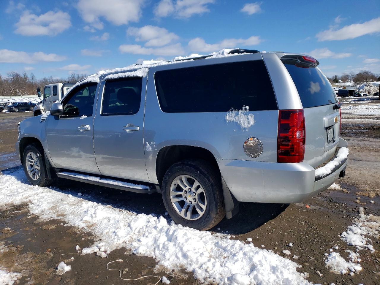 2012 Chevrolet Suburban K1500 Lt - Фото 2