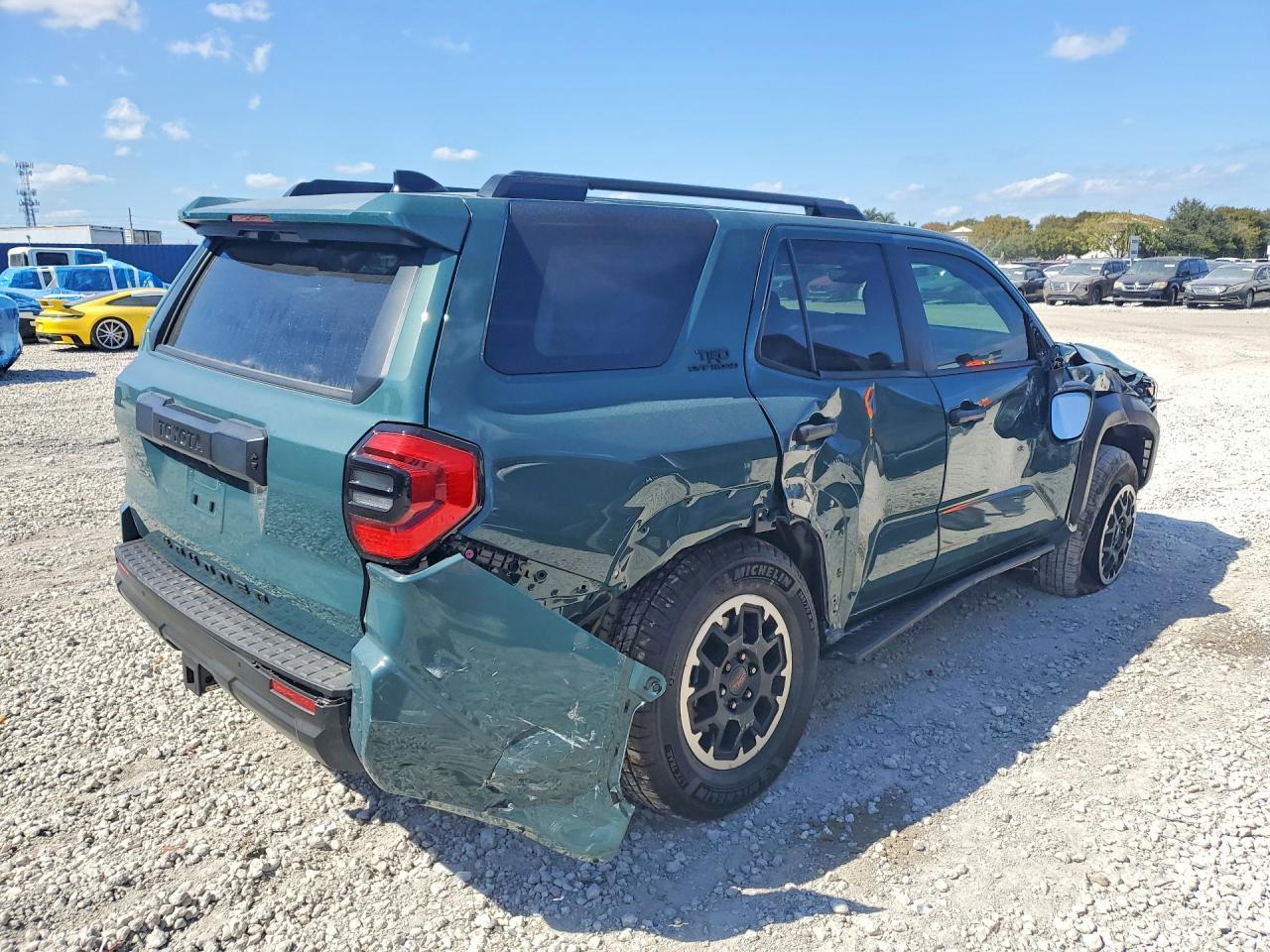 2025 Toyota 4Runner Sr5 - Image 3
