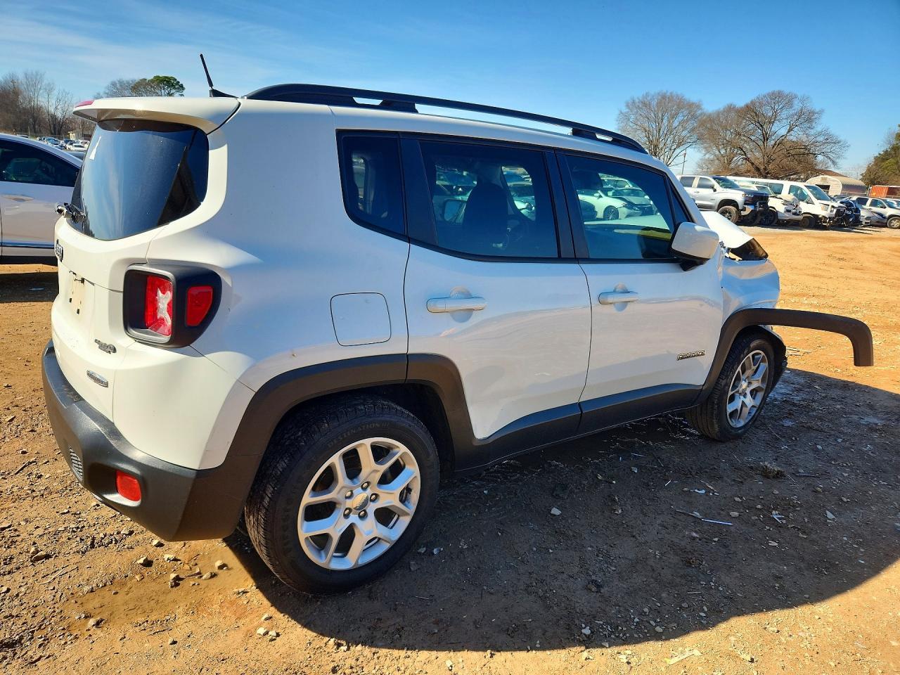 2018 Jeep Renegade Latitude - Фото 3