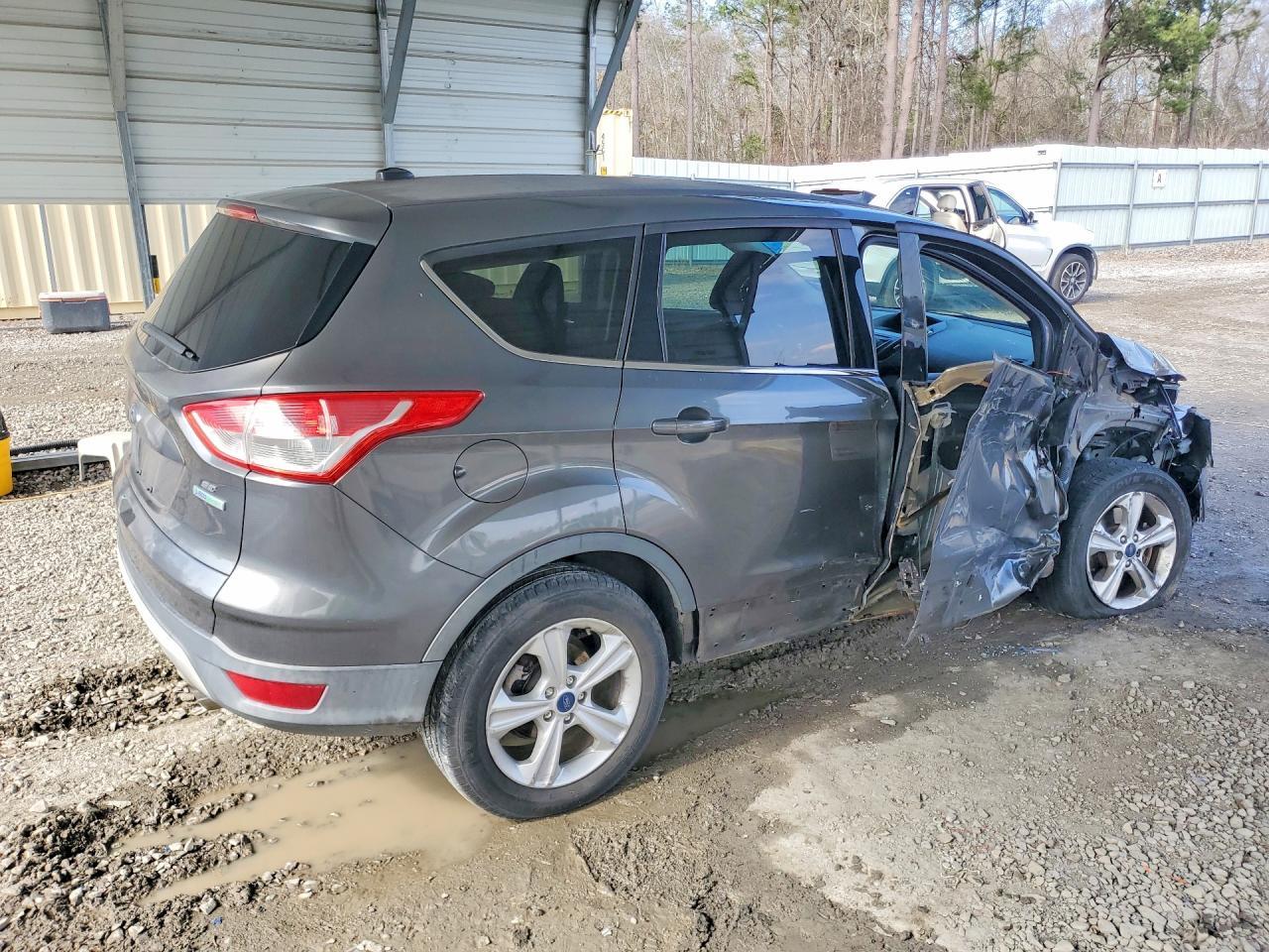 2015 Ford Escape Se - Image 3