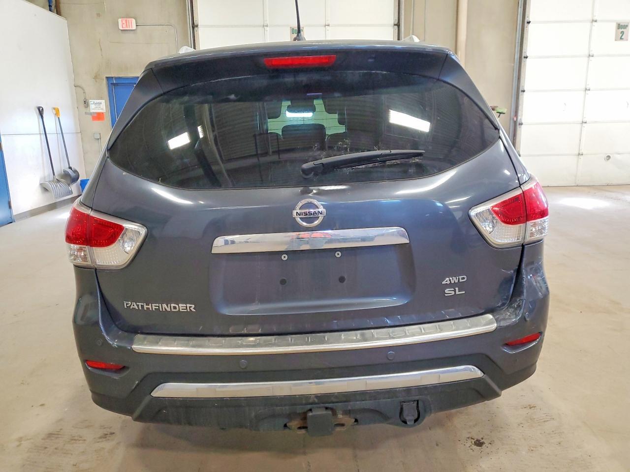 2014 Nissan Pathfinder S - Фото 6