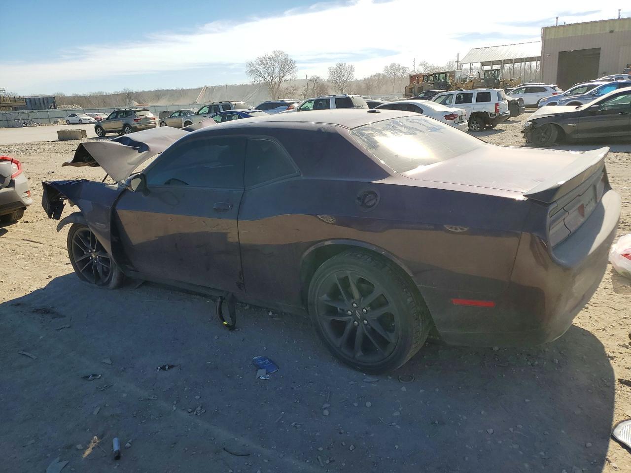 2022 Dodge Challenger Gt - Фото 2