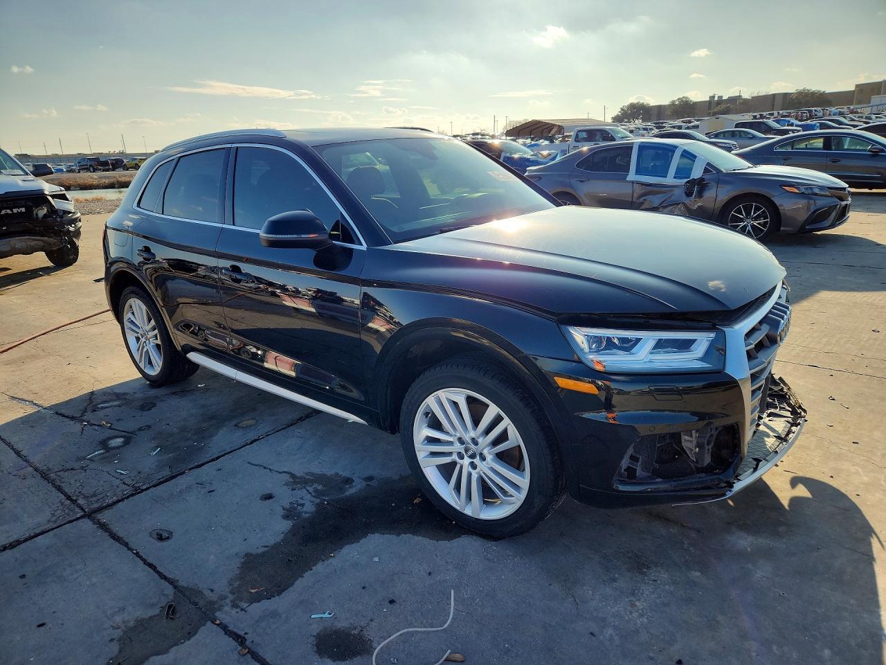 2018 Audi Q5 Premium Plus - Image 4