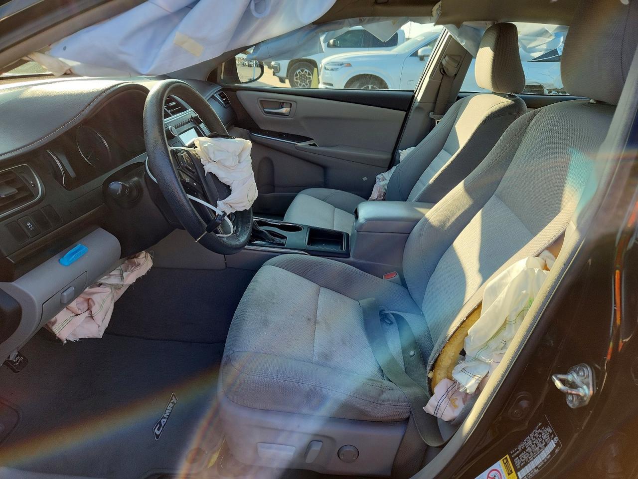 2016 Toyota Camry Le - Image 7