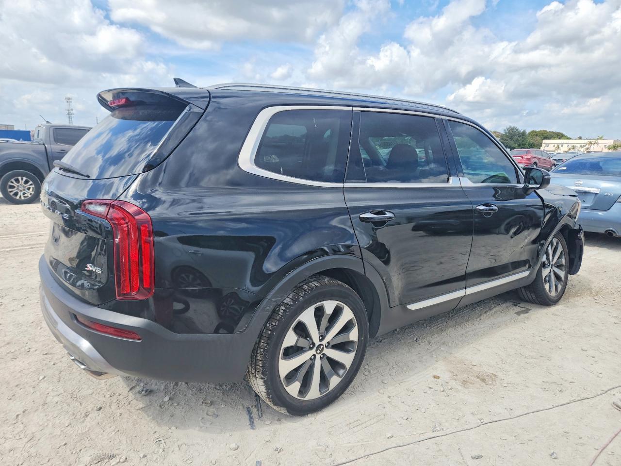 2020 Kia Telluride S - Фото 3
