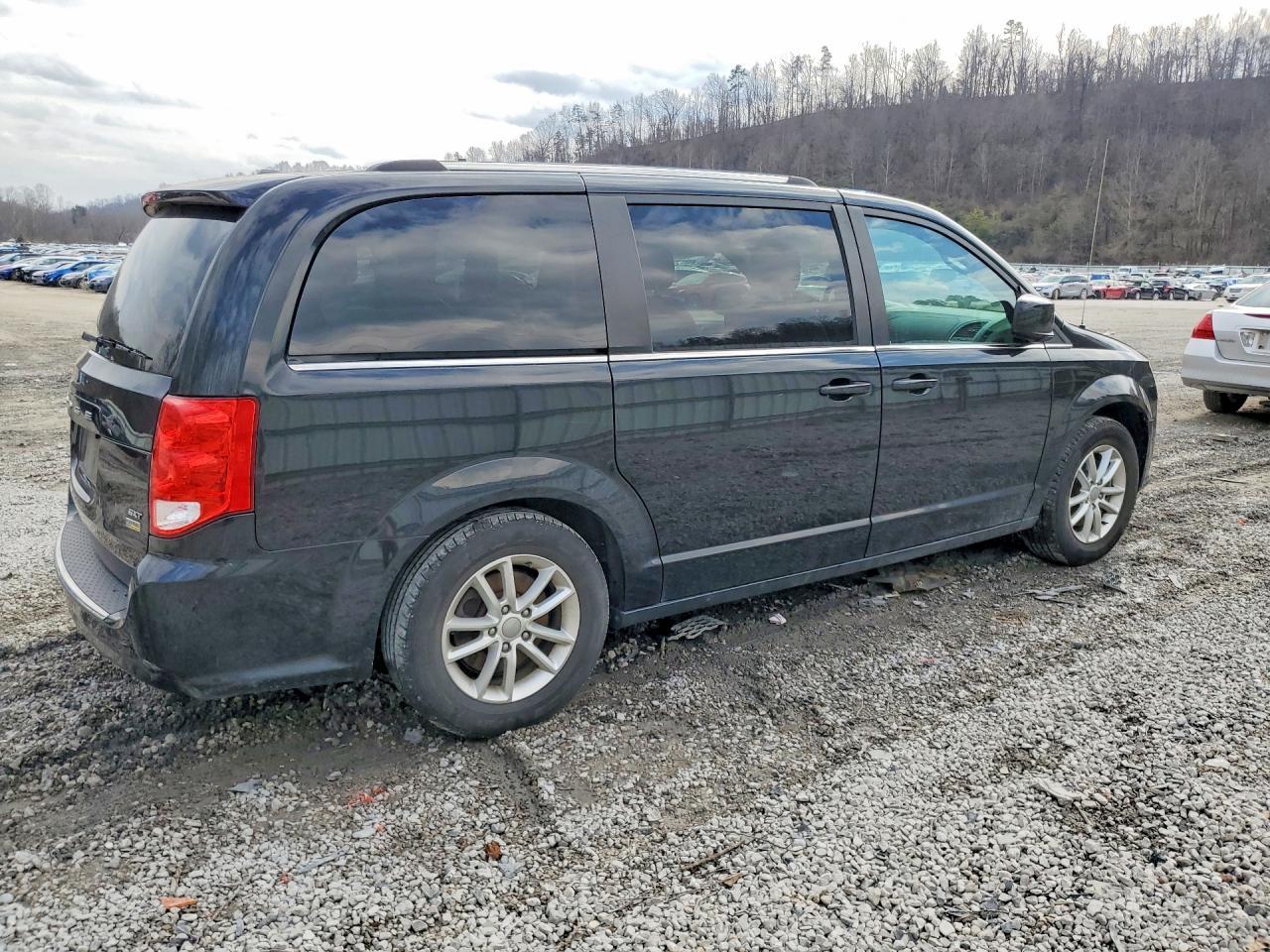 2019 Dodge Grand Caravan Sxt - Фото 3