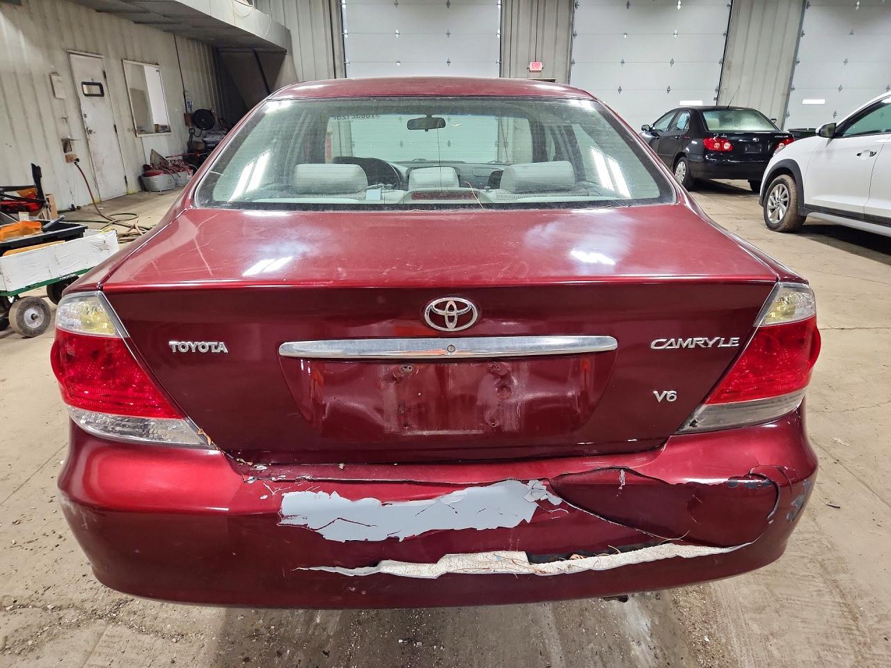 2005 Toyota Camry Le V6 - Фото 6