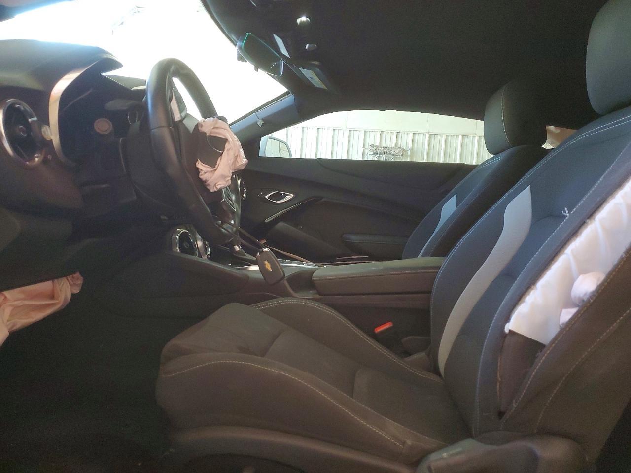 2022 Chevrolet Camaro Lt1 - Фото 7