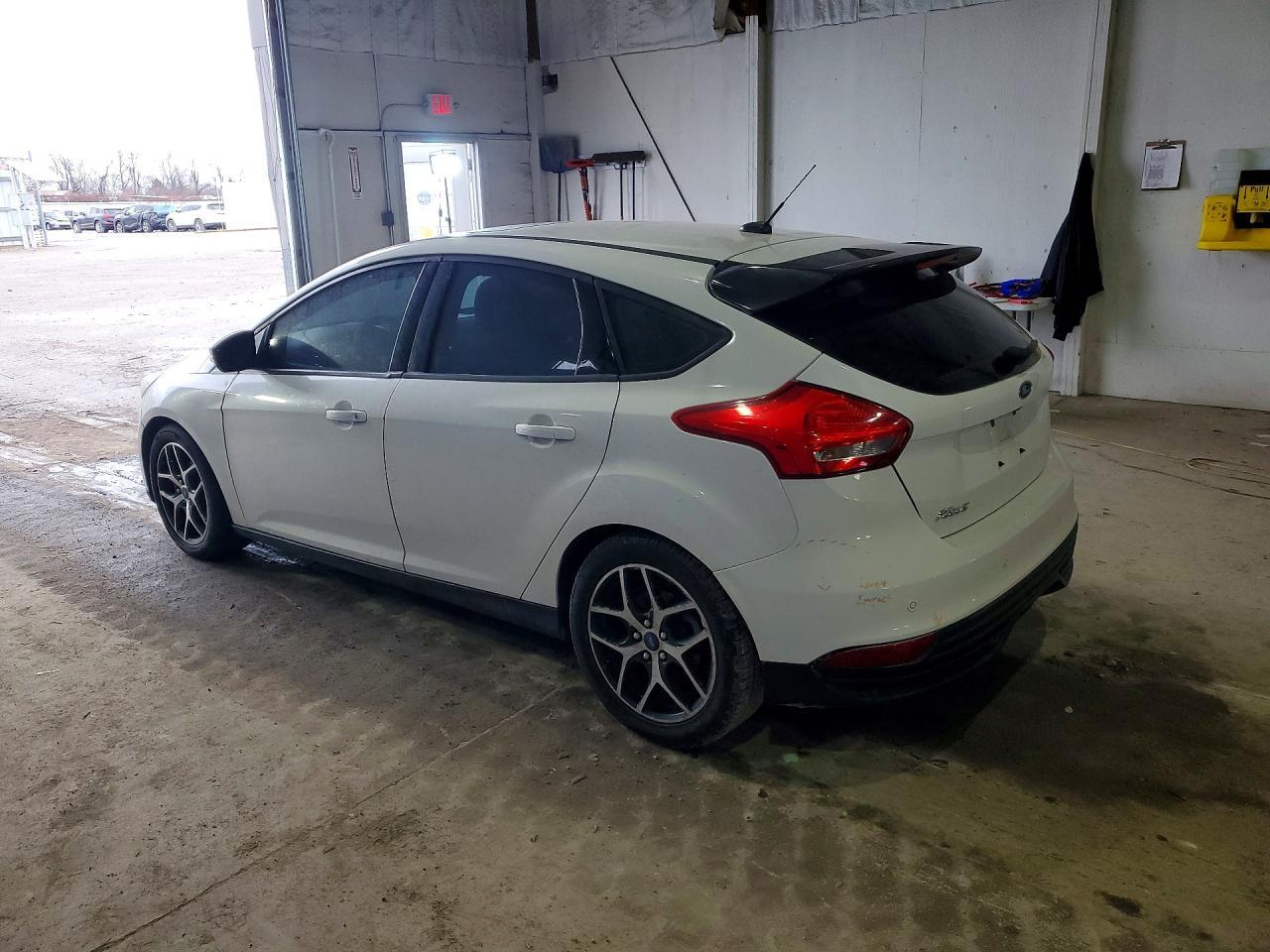 2017 Ford Focus Sel - Image 2