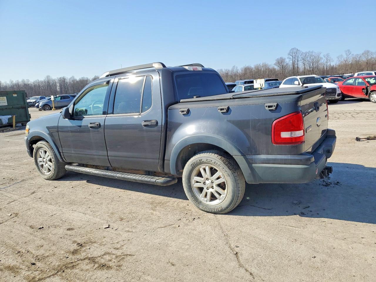 2007 Ford Explorer Sport Trac Xlt - Image 2