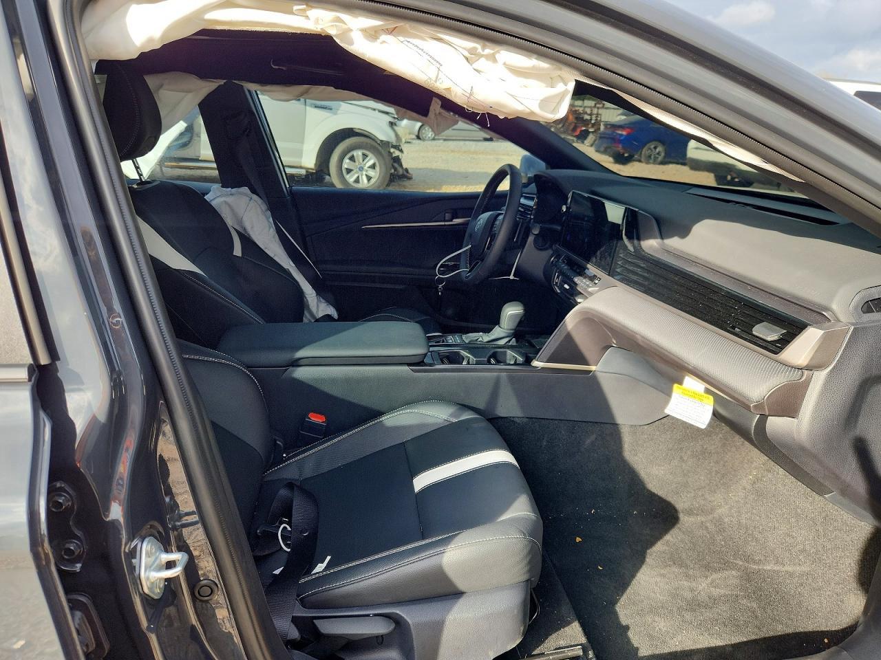 2026 Toyota Camry Xse - Image 7