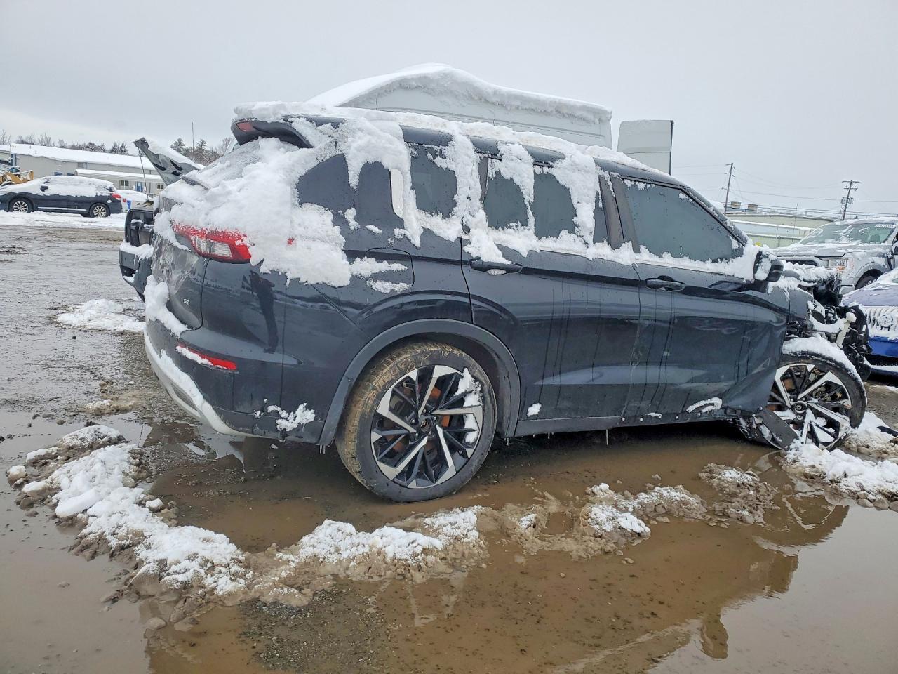 2022 Mitsubishi Outlander Se - Image 3