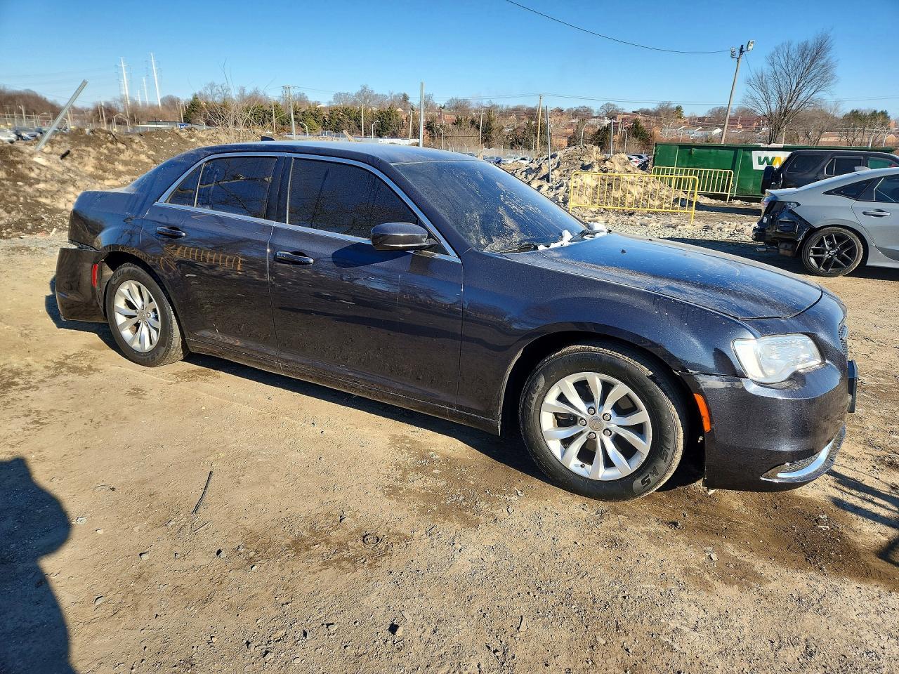 2016 Chrysler 300 Limited - Фото 4