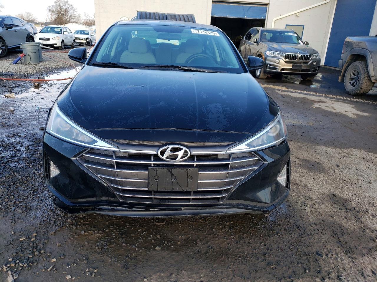 2019 Hyundai Elantra Se - Фото 5