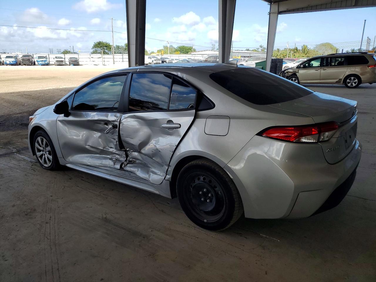 2023 Toyota Corolla Le - Фото 2
