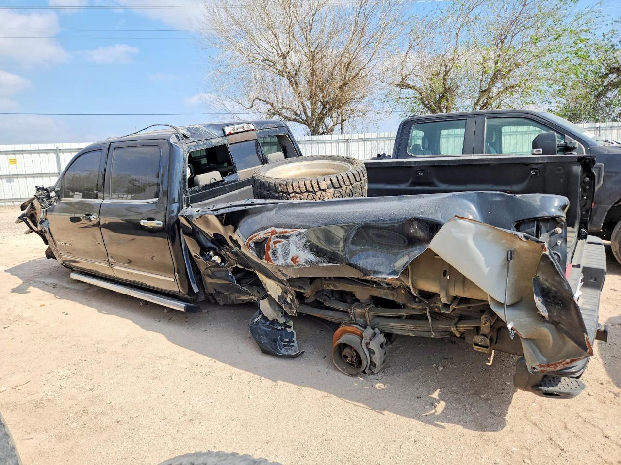 2019 Chevrolet Silverado K3500 Ltz - Image 2