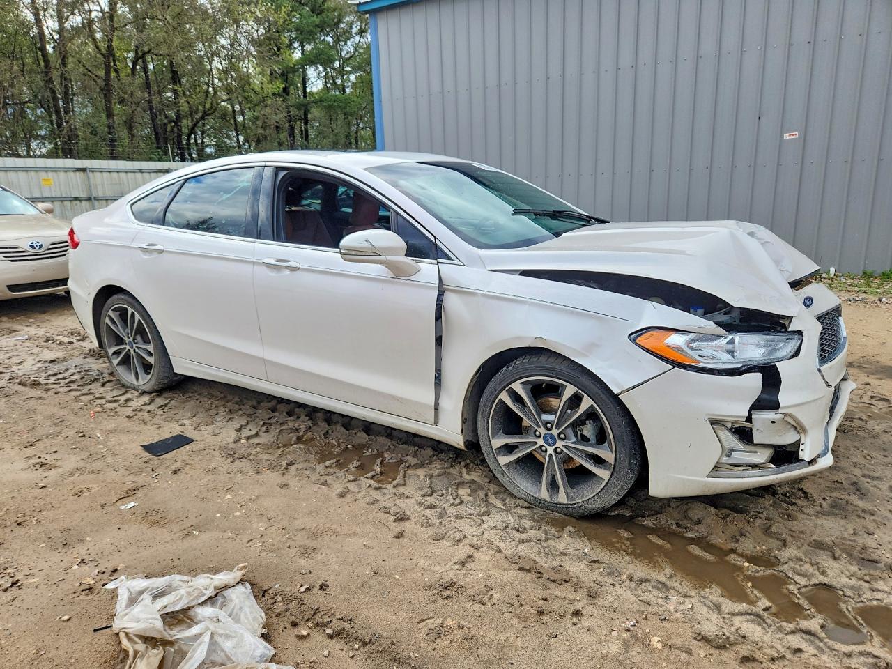 2019 Ford Fusion Titanium - Image 4
