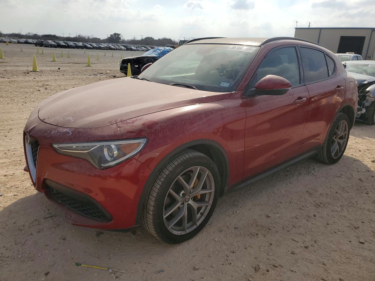2018 Alfa Romeo Stelvio Ti Sport