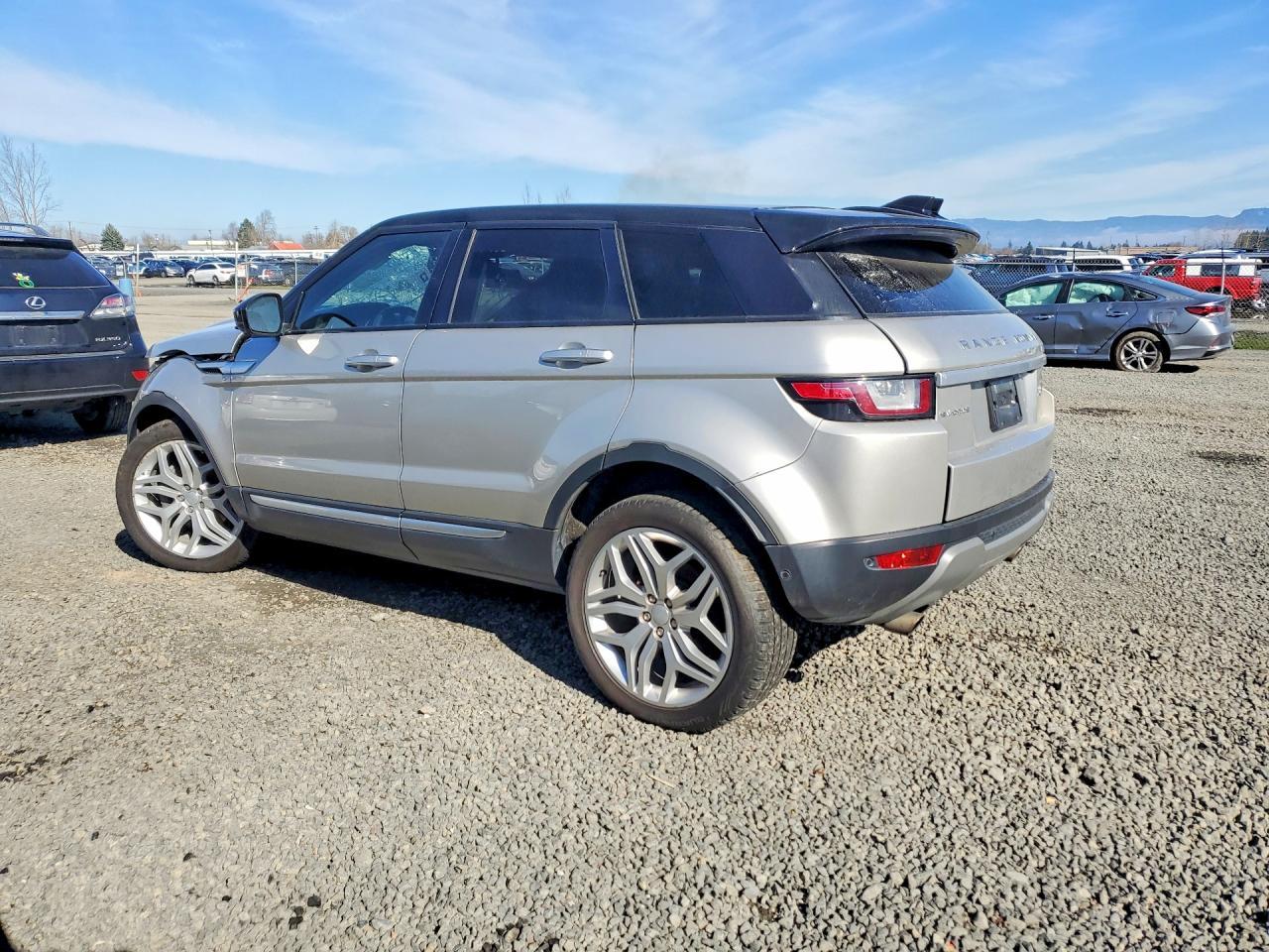 2017 Land Rover Range Rover Evoque Hse - Image 2