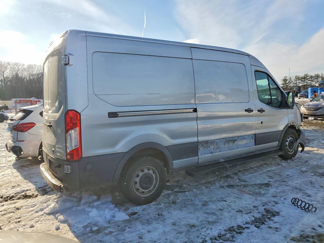 2015 Ford Transit 250 Srw Medium Roof Utility / Service Van - Фото 3