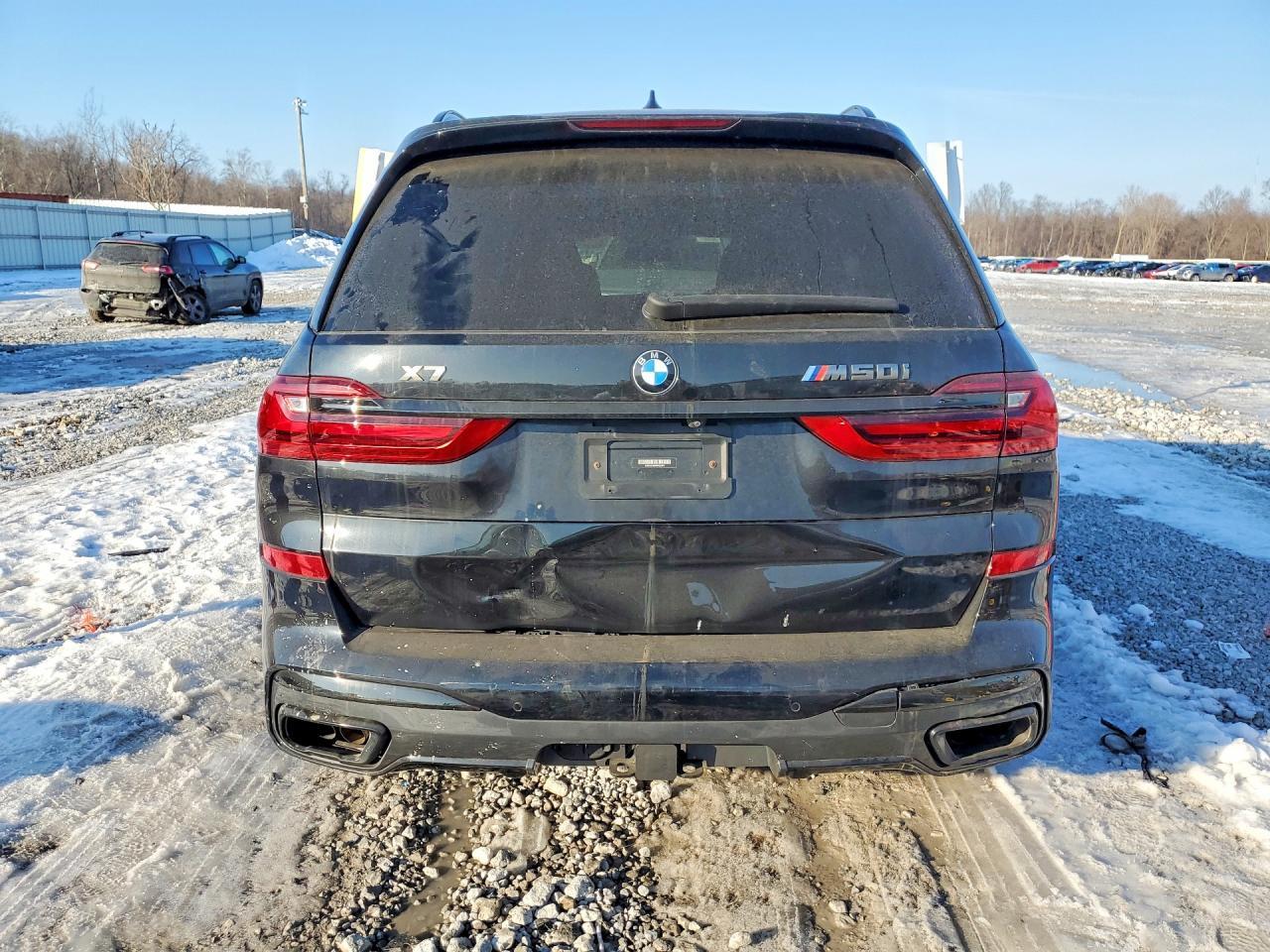 2021 BMW X7 M50I - Фото 6