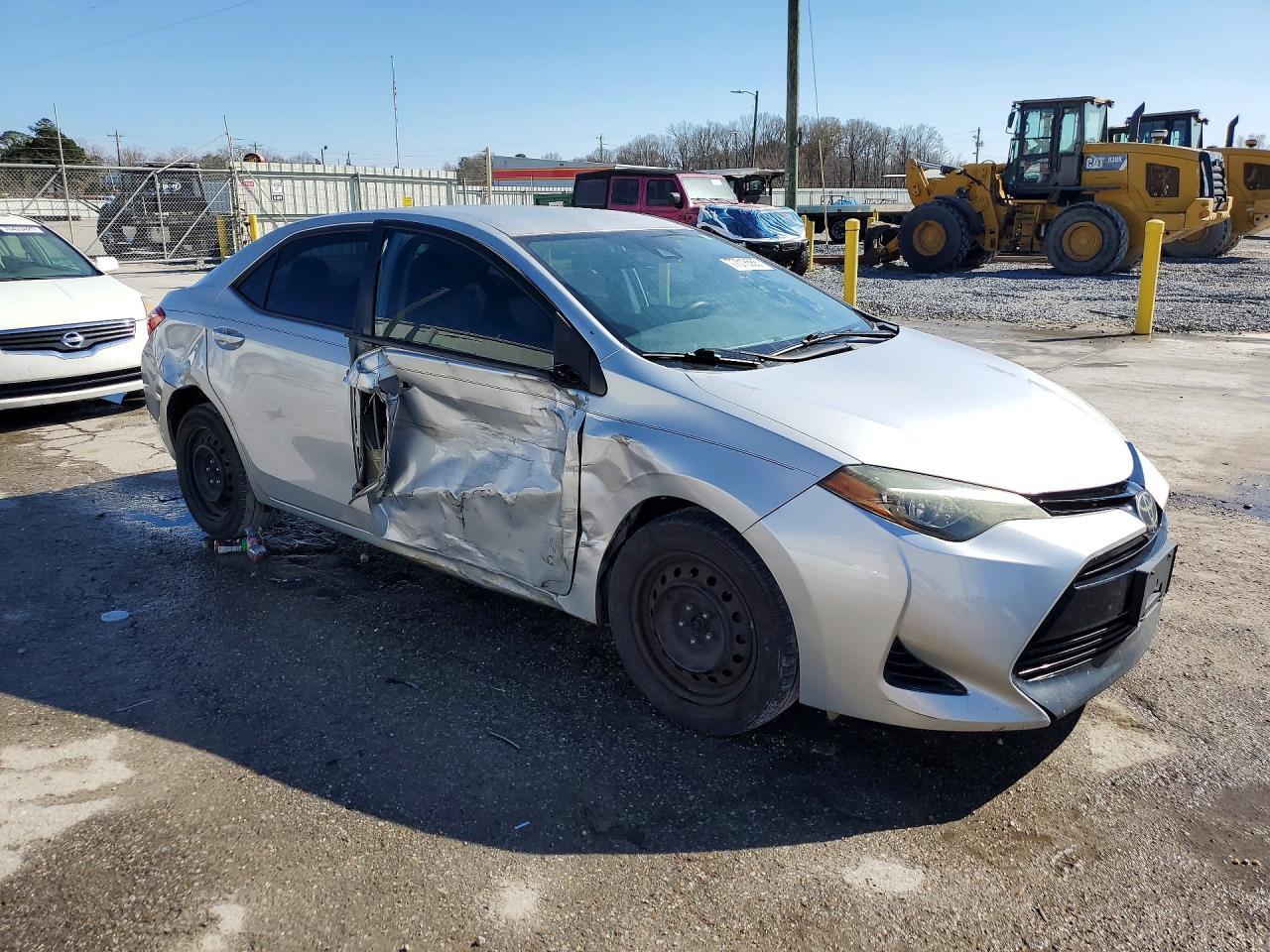 2017 Toyota Corolla L - Фото 4