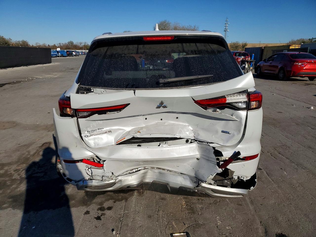2024 Mitsubishi Outlander Sel - Image 6