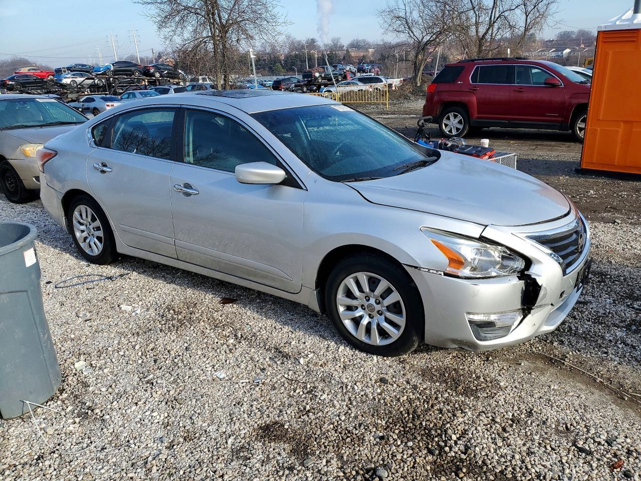 2015 Nissan Altima 2.5 - Фото 4