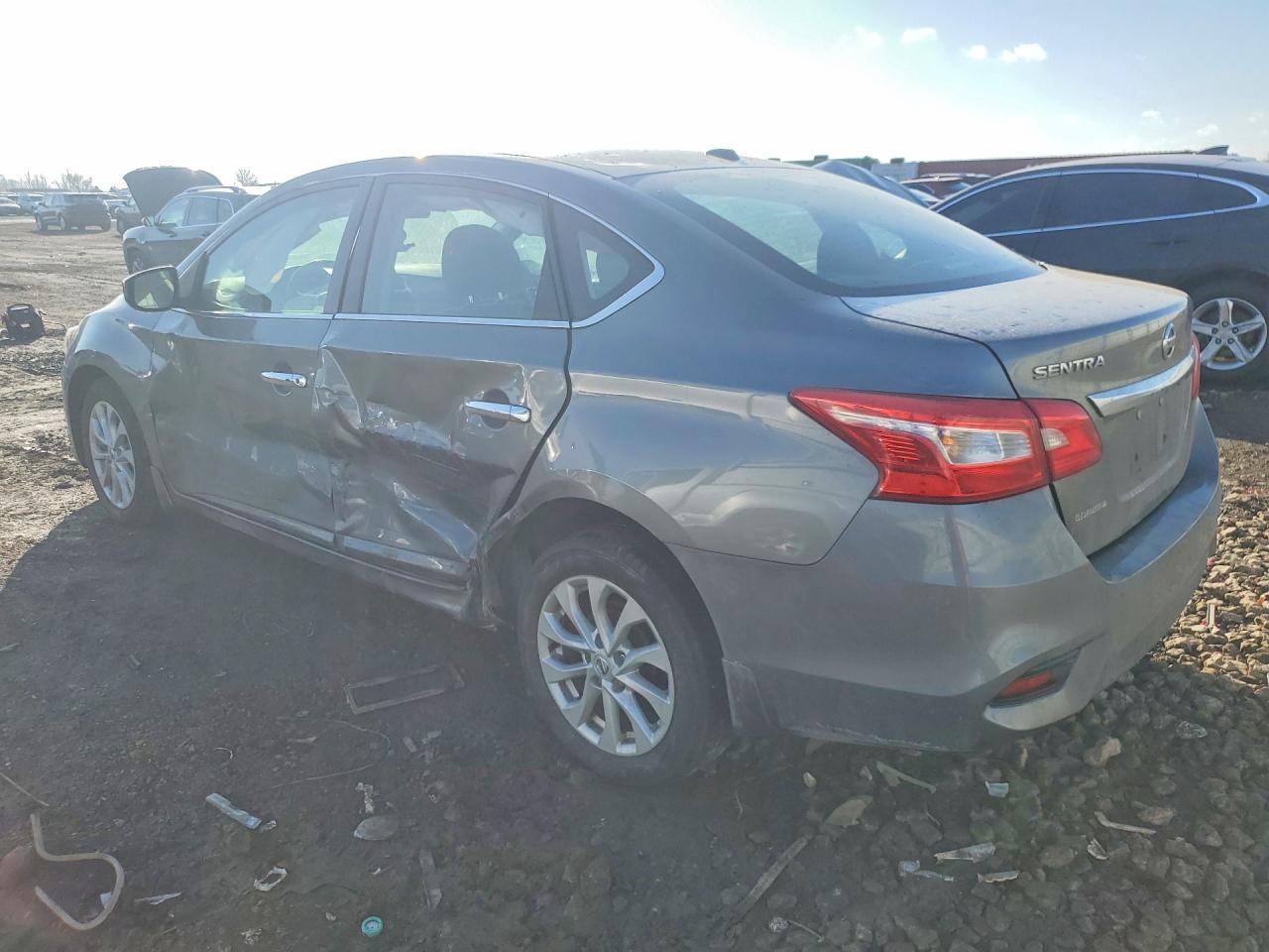 2019 Nissan Sentra Sv - Фото 2