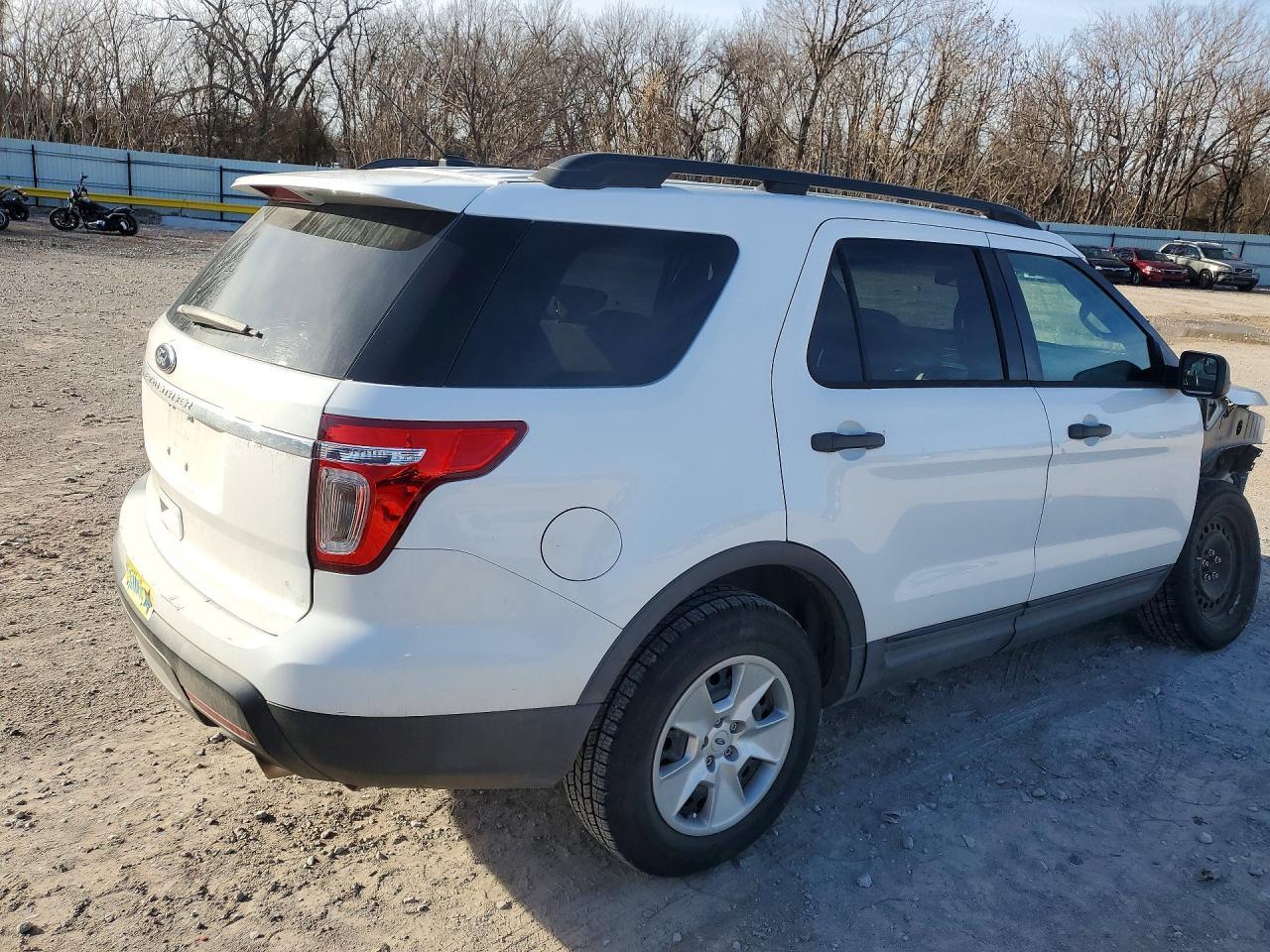 2014 Ford Explorer - Фото 3