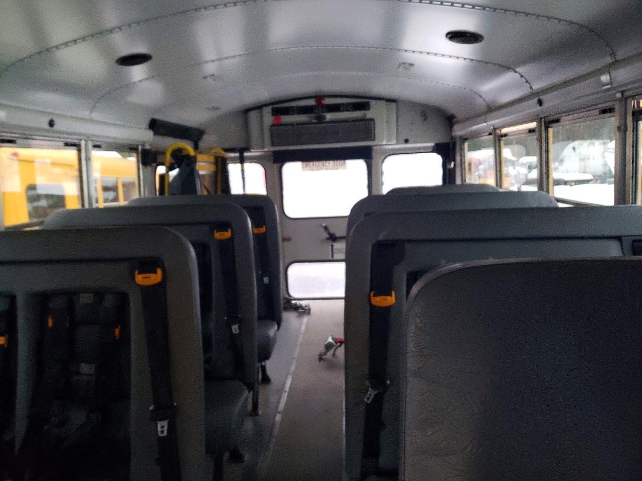 2014 Thomas Minotour G3500 - School Bus - Image 6
