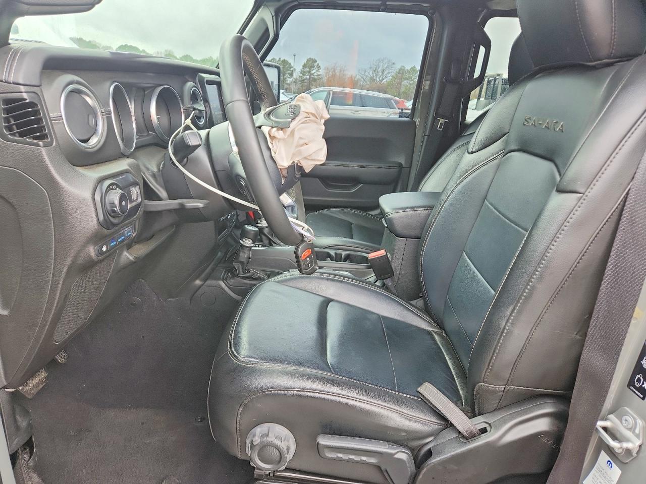 2023 Jeep Wrangler Sahara 4Xe - Фото 7