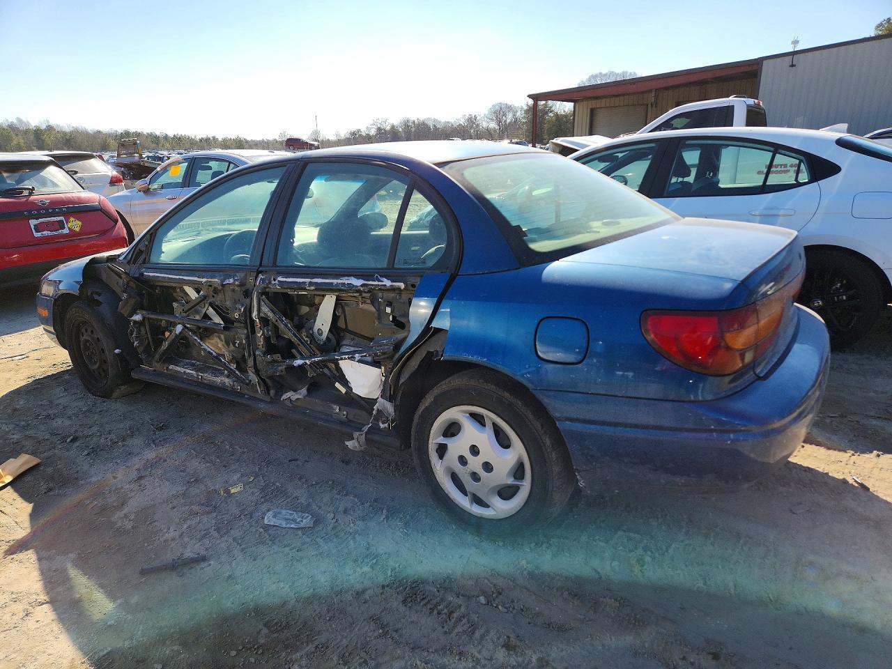 2002 Saturn Sl2 - Image 2