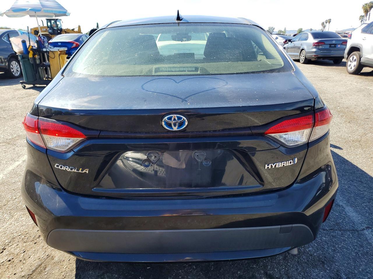 2020 Toyota Corolla Le - Image 6