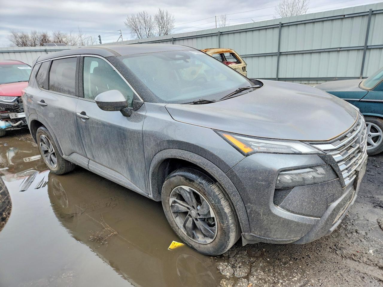 2024 Nissan Rogue Sv - Image 4