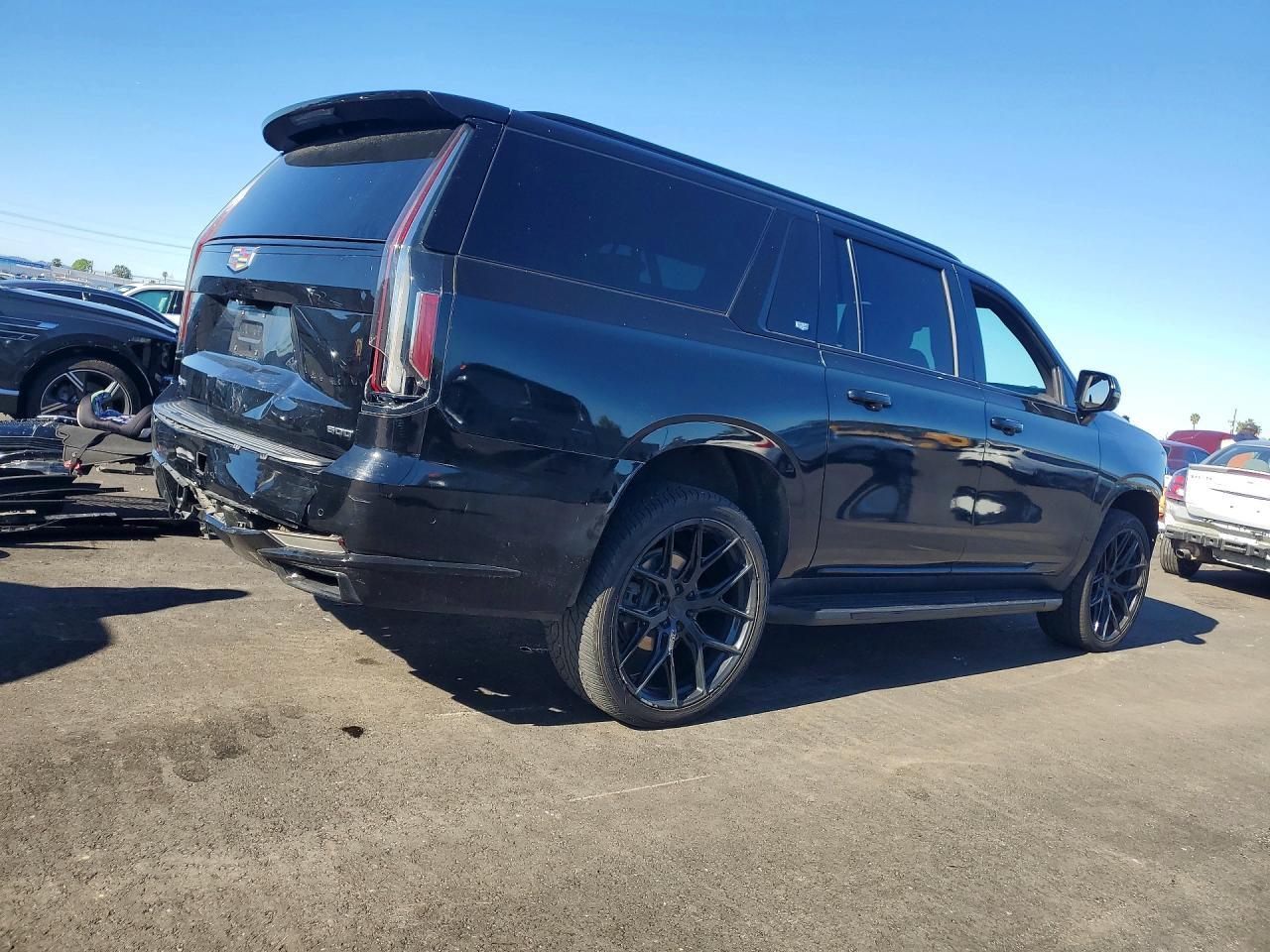 2021 Cadillac Escalade Esv Sport - Фото 3