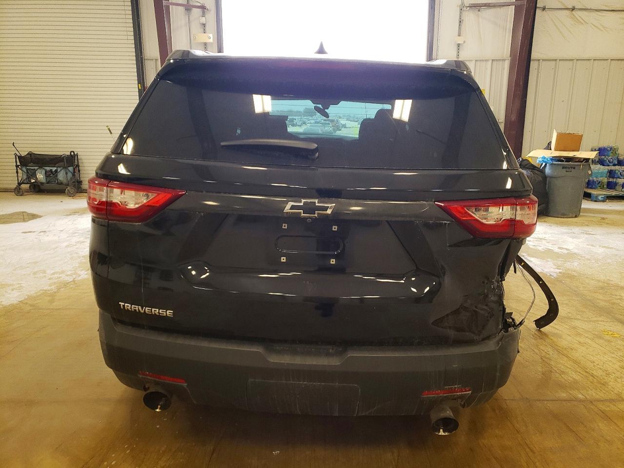 2021 Chevrolet Traverse Ls - Image 6