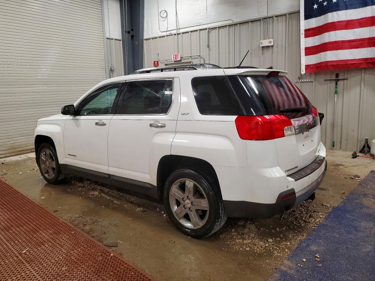 2013 GMC Terrain Slt - Image 2