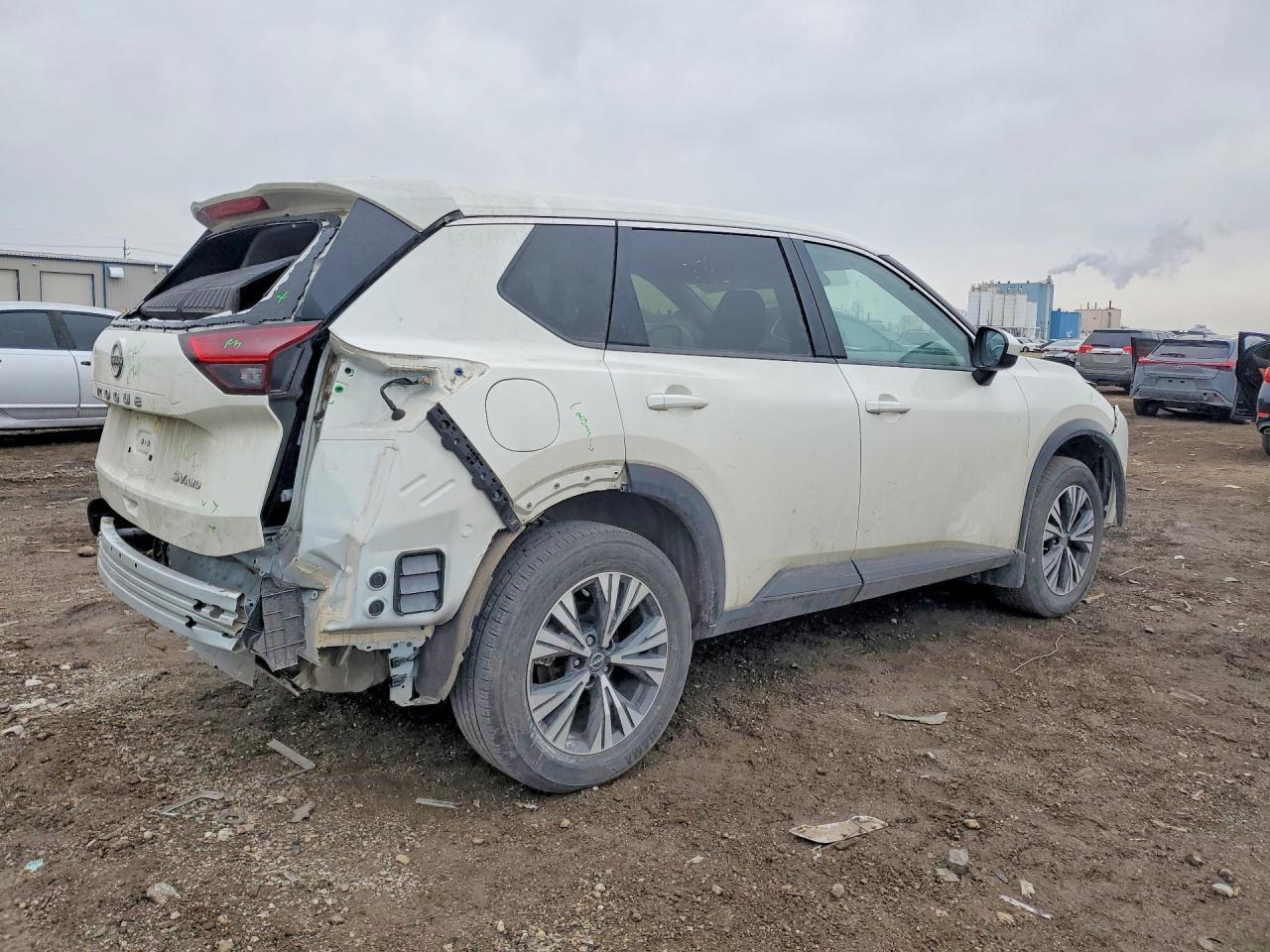 2023 Nissan Rogue Sv - Фото 3