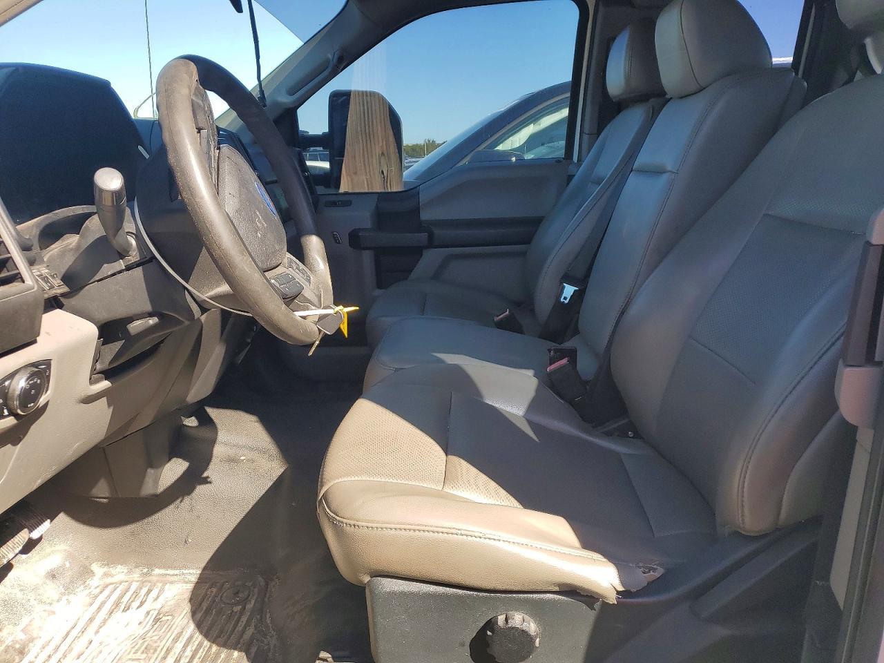 2020 Ford F250 Super Duty - Фото 7
